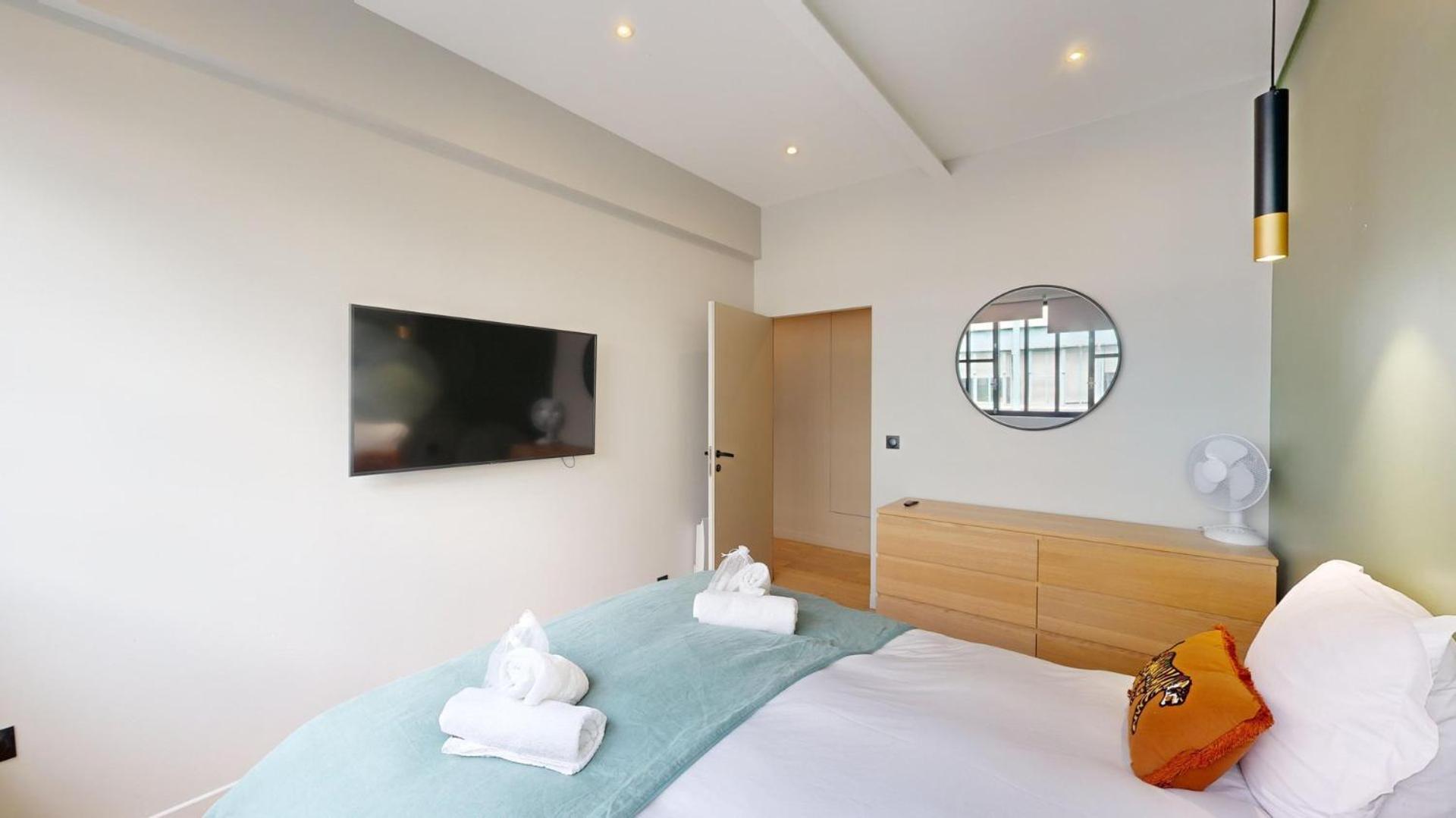 178 Suite Cesar - Superb Apartment In Parijs Buitenkant foto